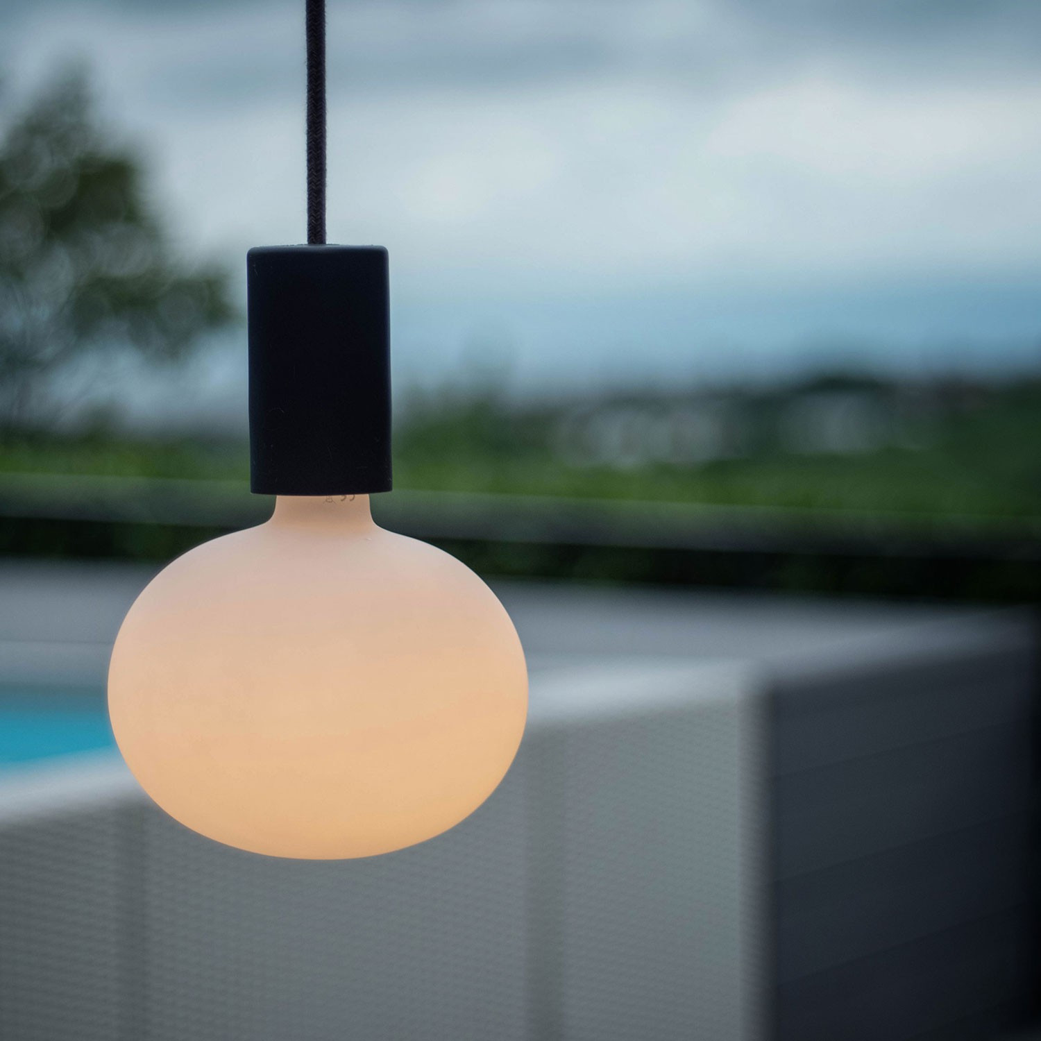 EIVA ELEGANT Lampada a sospensione da esterno con 5 m cavo tessile, decentatore, rosone e portalampada IP65 waterproof