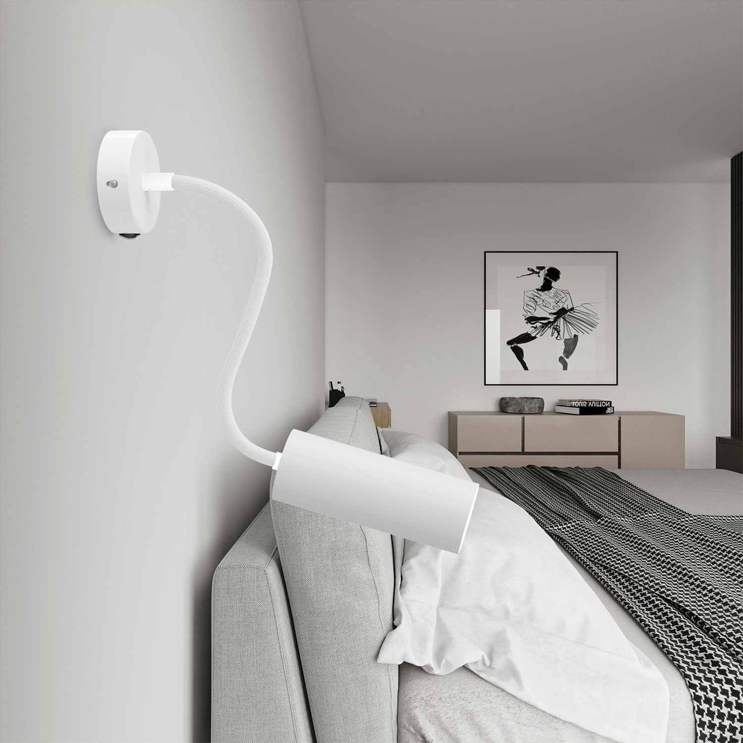 Lampada-moderna-con-cavo-in-acciaio-e-lampadina-Parentesi-di-Flos-per-illuminare-la-camera-da-letto  - Light41