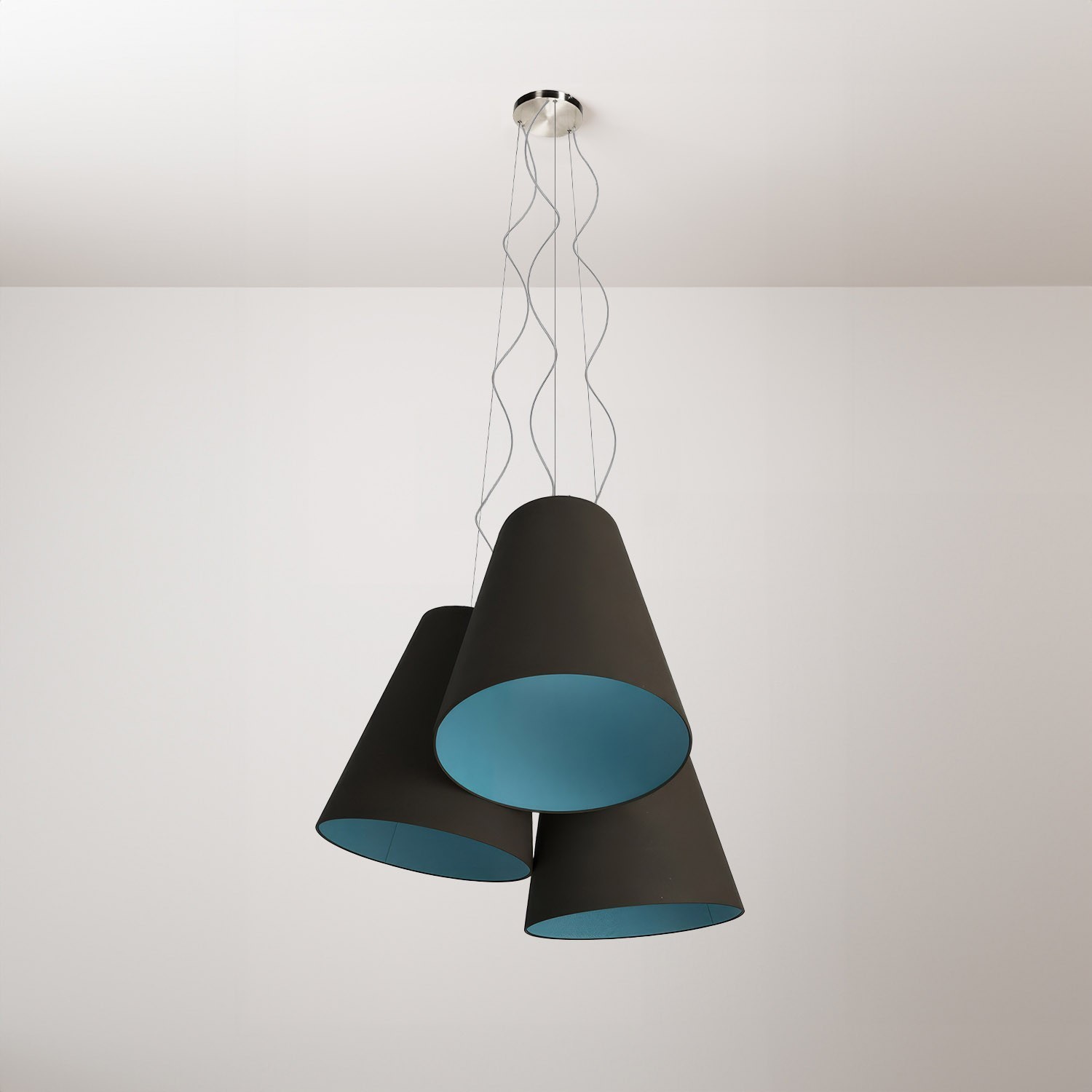 Lampadario Trittico con paralumi a cono bicolore - Made in Italy